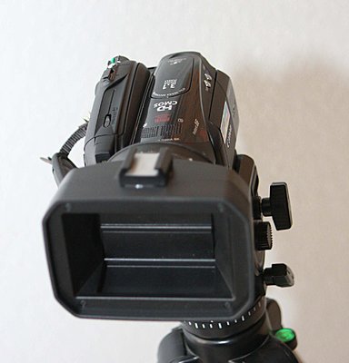 HV30 w/ V1 lens hood-hv302.jpg