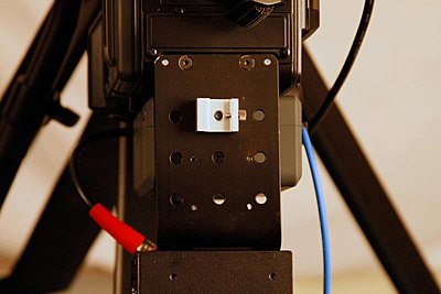 Nano Flash mount for PMW-350-topview-no-arms.jpg