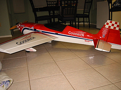 RC Airplanes and Helicopters-extra300.jpg