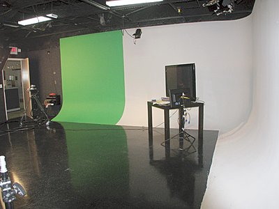 Anyone here built thier own Cyclorama? Advice?-miamiheraldcyc2.jpg