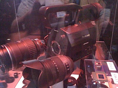 Panasonic AG-AF100 series-jj6.jpg