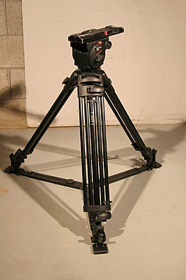 Private Classifieds listings from 2013-manfrotto-516-tripod.jpg