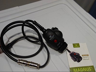 Magnus VC-20-SE Zoom Controller for Canon & Fujinon ENG-magnuszoomws.jpg