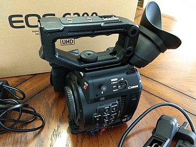 Canon C200 MINT as NEW (Open Box)! From Canon Authorized USA Dealer!-c200-buttons.jpg