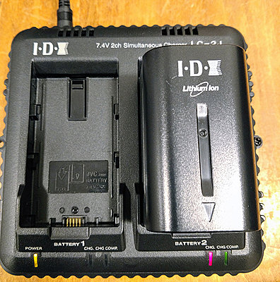 JVC 7.4V Dual Charger LC2J for SSL-50 batteries LS300 GY-HMQ10, HM600 HM650-5.jpg