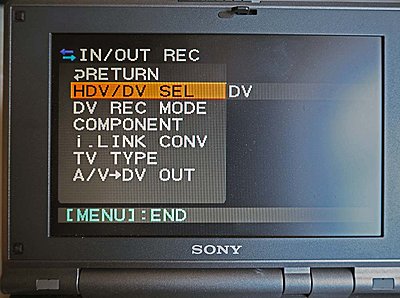 Sony GV-HD700 Walkman-screen.jpg