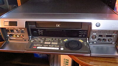 Panasonic DV2000 miniDV deck-img_9276.jpg