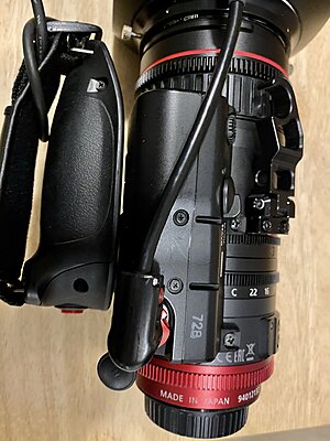 Canon Compact-Servo 18-80mm T4.4 EF Lens w/ Canon ZSG-C10 Zoom Grip and Zacuto Kit-img_0450.jpeg