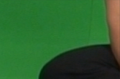 Sony HDR-HC3 light halo around subject on green screen-hc3greenscreensample.png
