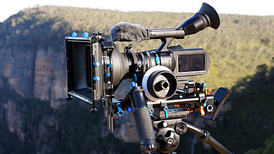 EA50 - B camera ideas-nex-vg20-zeiss-prime-tripod-rig-2.jpg
