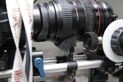 What kind of load can the lens mount handle?-img_4079.jpg