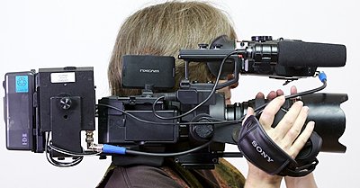Rigging an FS700 for day to day use- my solution-nfs71.jpg