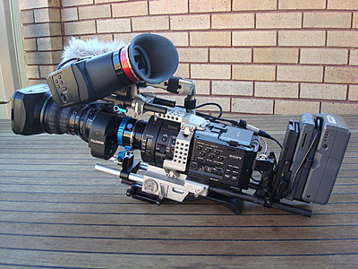 Rigging an FS700 for day to day use- my solution-dsc01697.jpg