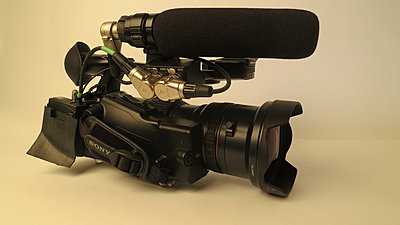 short shotgun for ex1r-sony-pmw200-sanken-mic.jpg