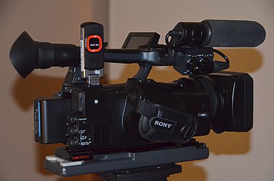 X180 or X200, trying to decide-pxw-x200.jpg